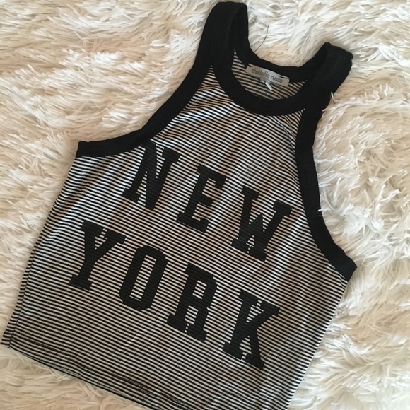 Charlotte Russe Tops - NEW YORK CROP TOP